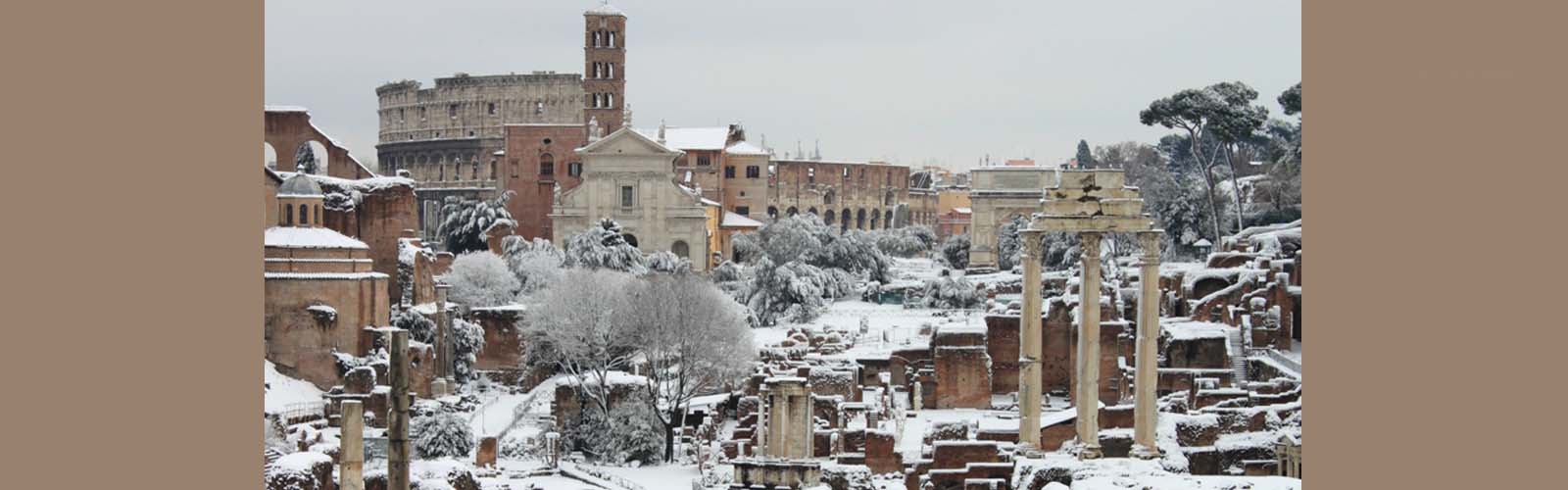 Header Forum Romanum En Colosseum In De Sneeuw